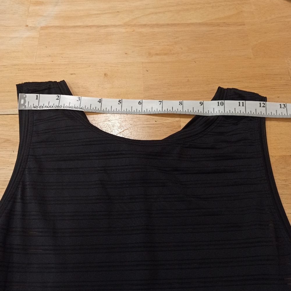 Lululemon Women's Meet Halfway Tank*Striped Black Size 8 - Picture 6 of 16